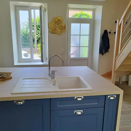 Avec Terrain Holiday home Vallon-en-Sully